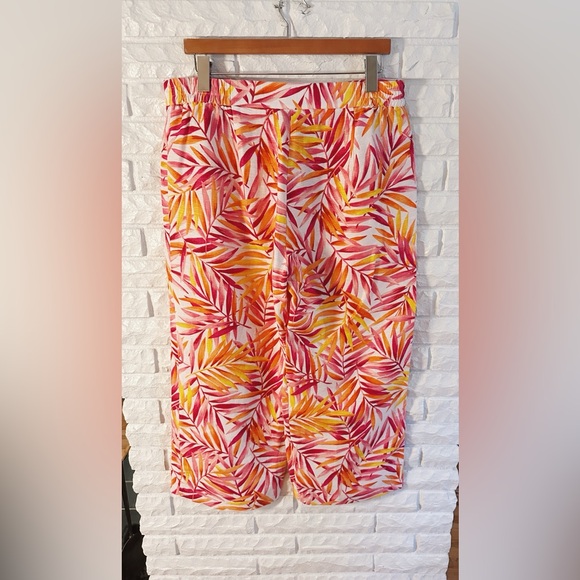 Easy Spirit Silk/Linen Blend Palm Print Pant - Picture 3 of 5